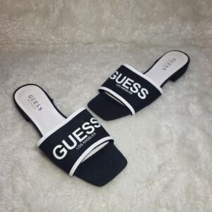 GUESS Los Angeles Square Toe Block Heel Slide Sandals Black White Logo 9M NWOT